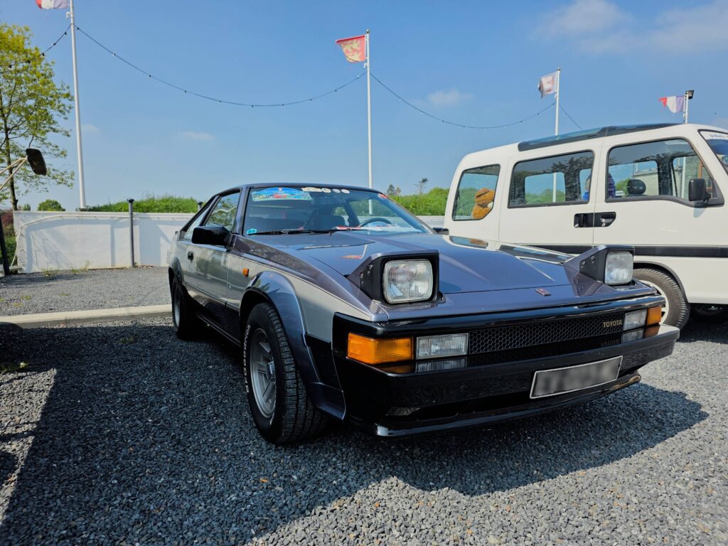 Voiture américaine classique importée - 20250427 122137