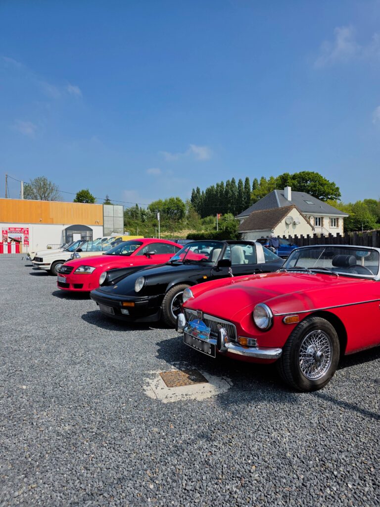 Voiture américaine classique importée - 20250427 122441