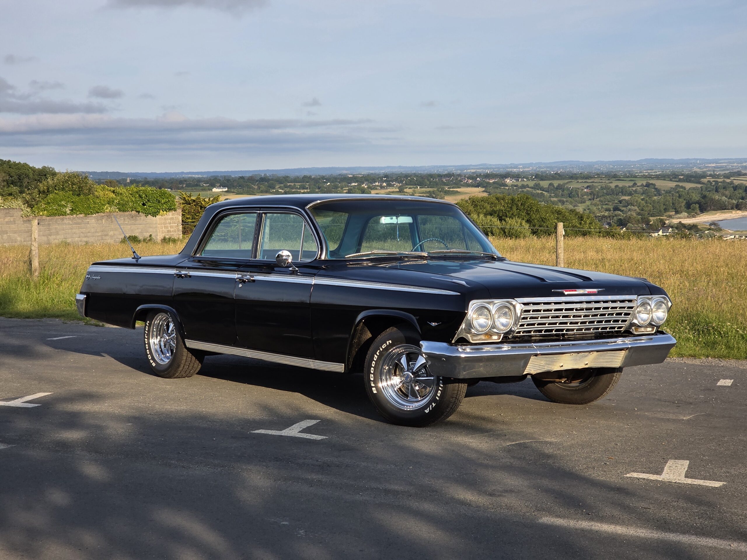 Voiture classique américaine de collection importée - Chevrolet Impala 1962 – V8 4.8L – Bon état US 2 Chevrolet Impala 1962 – V8 4.8L Import US