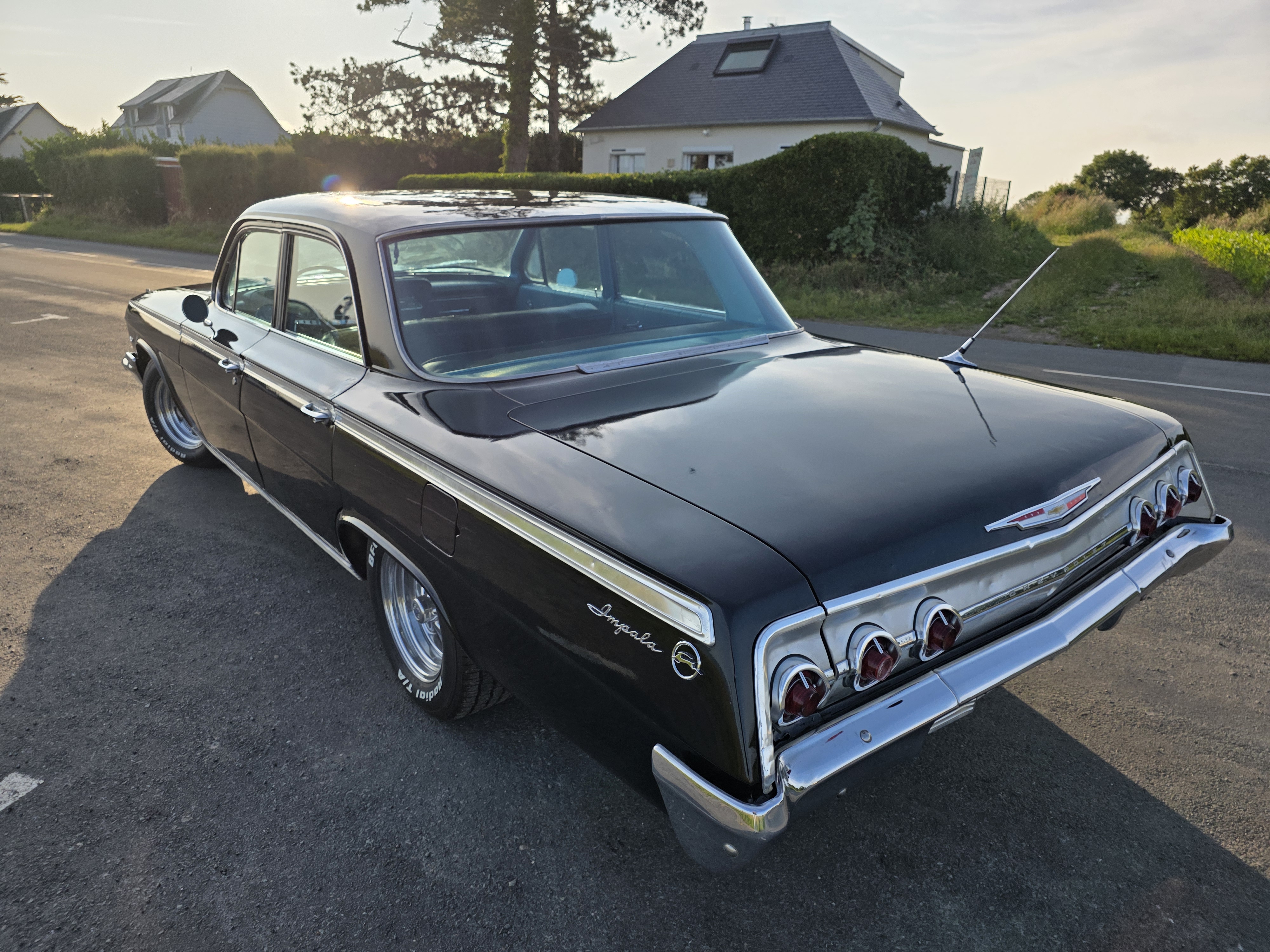Voiture classique américaine de collection importée - Chevrolet Impala 1962 – V8 4.8L – Bon état US 6 Chevrolet Impala 1962 – V8 4.8L Import US