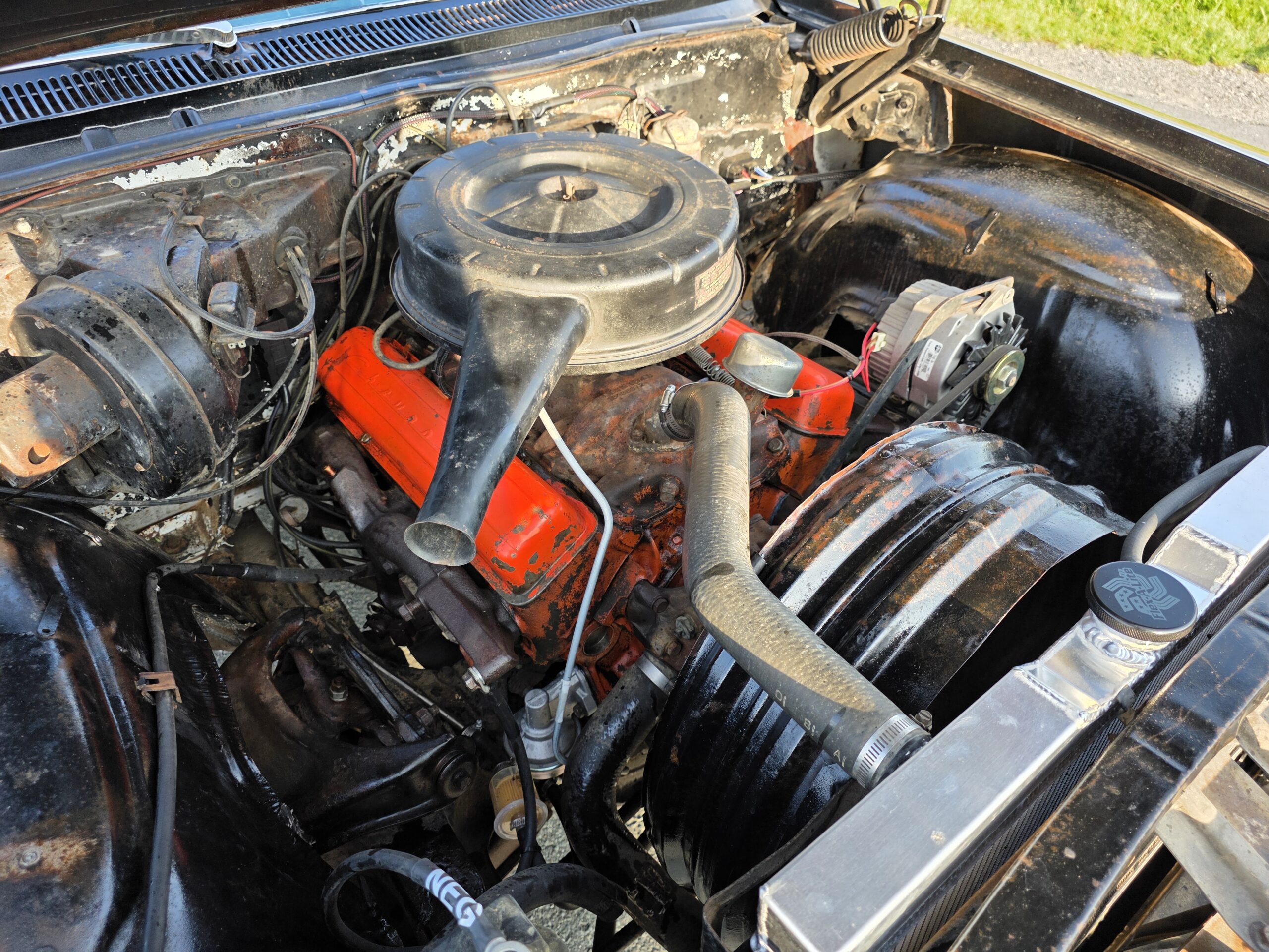 Voiture classique américaine de collection importée - Chevrolet Impala 1962 – V8 4.8L – Bon état US 23 Voiture américaine classique importée - 20250610 203133 scaled